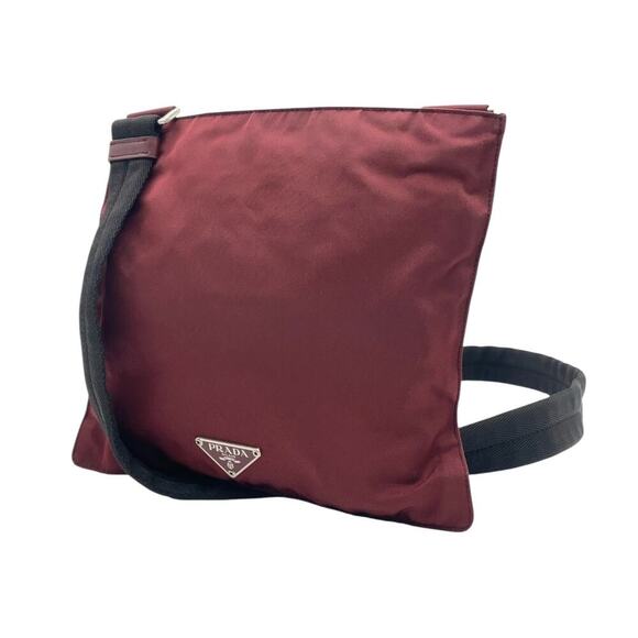 Prada Vela Flat Messenger Bag Triangle Logo Bordeaux Red Nylon Plate - Picture 2 of 14